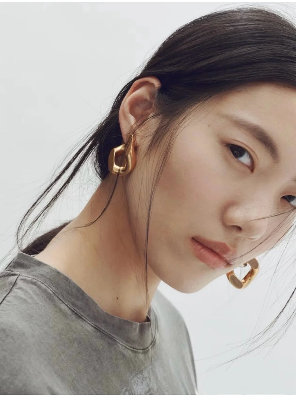 Stella McCartney x H&M Two-Tone Metal Chunky Hoop Earrings - Gold & Silver - Picture 2 of 5